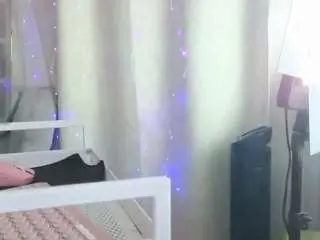 Elissecinnamon  live sex cam