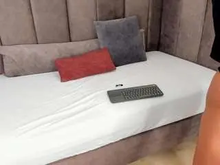 Grecia-sky  live sex cam