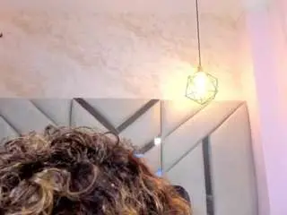 Grecia-sky  live sex cam