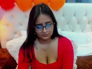 Linda-1  live sex cam