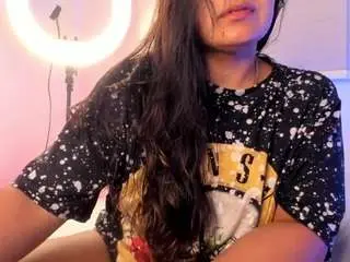 Mia-daniels  live sex cam