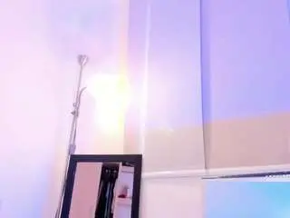 Mia-daniels  live sex cam