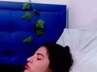 Cherry-lov3  live sex cam