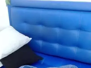 Cherry-lov3  live sex cam