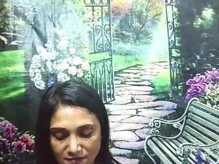 Indiansexylady4u  live sex cam