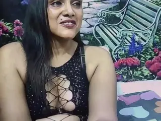 Indiansexylady4u  live sex cam