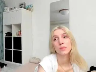 Kenziedawton  live sex cam