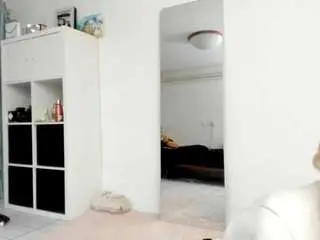 Kenziedawton  live sex cam