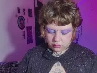 Kenziesharik  live sex cam