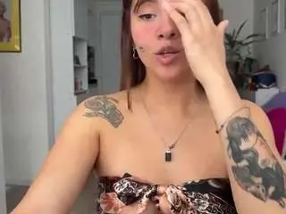 Magicaltrouble11  live sex cam