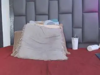 Miaabrownn  live sex cam