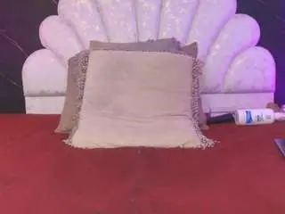 Miaabrownn  live sex cam