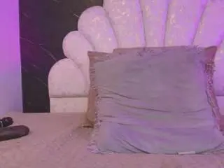 Miaabrownn  live sex cam