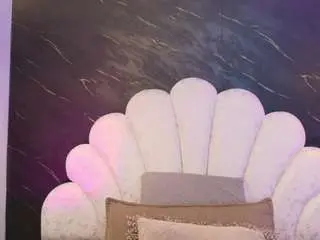 Miaabrownn  live sex cam