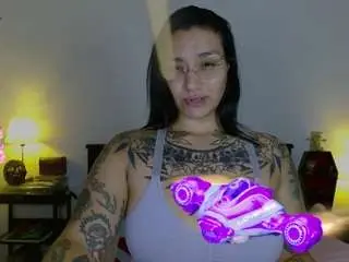 Toothyy  live sex cam