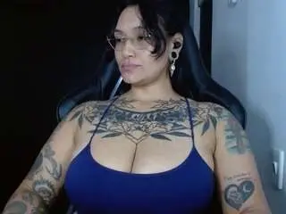 Toothyy  live sex cam