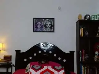 Toothyy  live sex cam