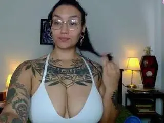 Toothyy  live sex cam