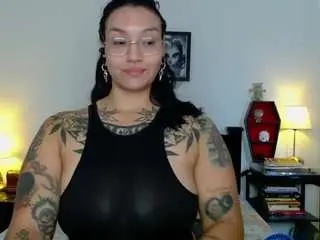 Toothyy  live sex cam