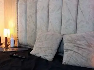 Catalina-23  live sex cam