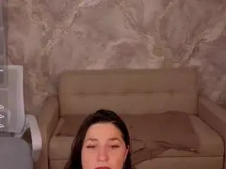 Doris-kenller  live sex cam