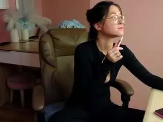 Doris-kenller  live sex cam