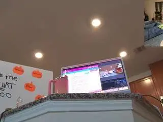 Kinky-kris  live sex cam
