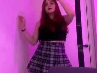 Lavoniasoldow  live sex cam