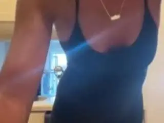 Loyalty2k16  live sex cam