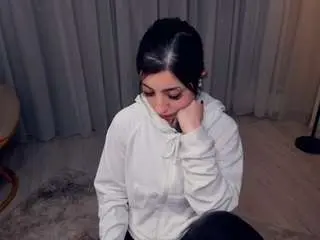 Mozellacamcam  live sex cam