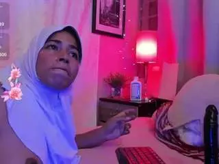 Nadiakarim  live sex cam