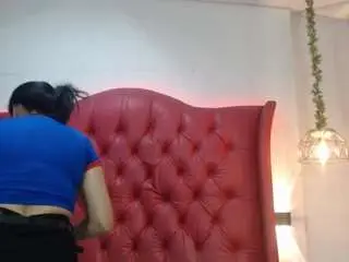 Nei-girl  live sex cam