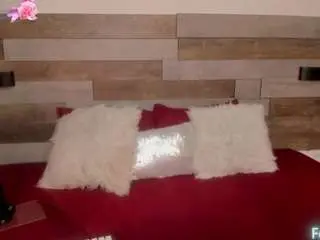 Bumyrose  live sex cam