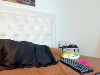 Cocoqueenn  live sex cam