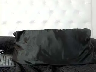 Cocoqueenn  live sex cam