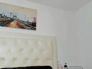Cocoqueenn  live sex cam