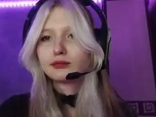Louanneducking  live sex cam