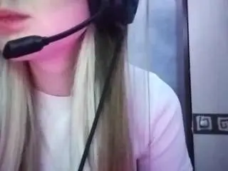 Louanneducking  live sex cam