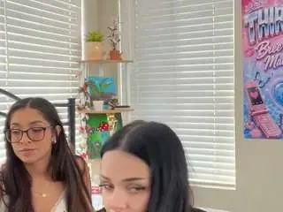 Realbreesky  live sex cam