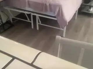 Tierrahenri  live sex cam