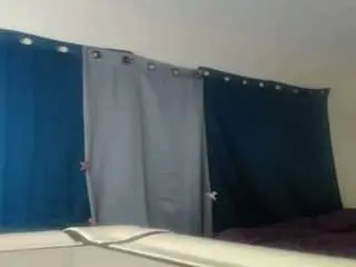 Tierrahenri  live sex cam