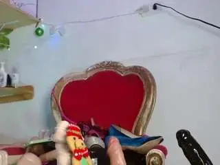 Bigass-dayla  live sex cam