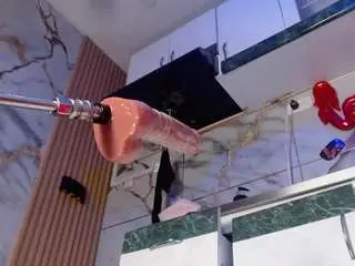 Bigass-dayla  live sex cam