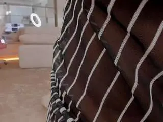 Diamondt33n  live sex cam