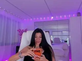 Diamondt33n  live sex cam