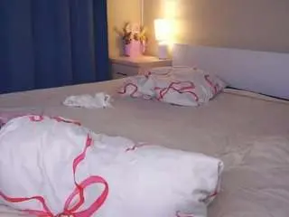 Falinebarrick  live sex cam