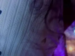 Madyjackson  live sex cam