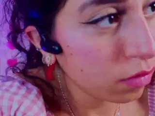 Madyjackson  live sex cam