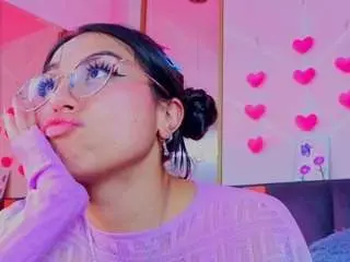 Madyjackson  live sex cam