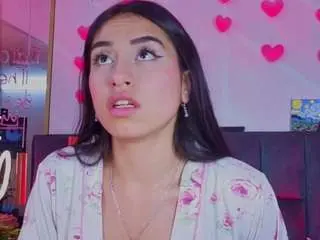 Madyjackson  live sex cam